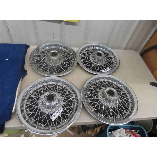 Set of 4 Spoked GMC Hubcaps 15" 