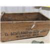 Image 3 : Acklands WPG Crate + 2 Large Hinges