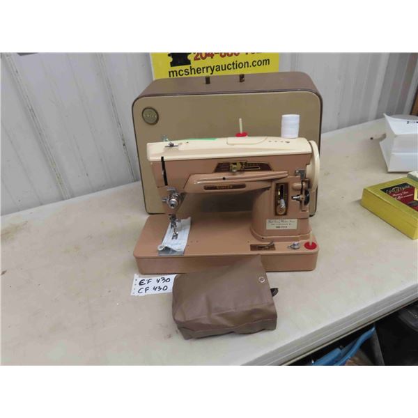 Singer Portable Electric Sewing Machine with Accessories