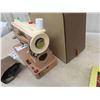 Image 3 : Singer Portable Electric Sewing Machine with Accessories