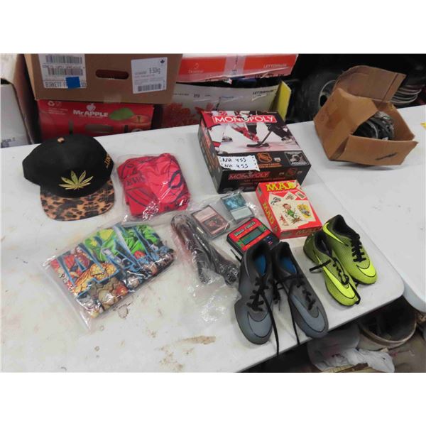 Monopoly Hockey, Mad Card Game, Weed Hat, Marvel Spidey T-Shirt sz XL, 