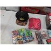 Image 5 : Monopoly Hockey, Mad Card Game, Weed Hat, Marvel Spidey T-Shirt sz XL, 
