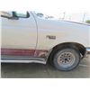Image 4 : 93 Ford F150 Super Cab, 2 Good Rear Tires, Tow Package, Problem Cracked Oil Pan - 