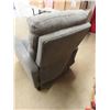 Image 3 : Super Comfy Grey Recliner - Good Condition