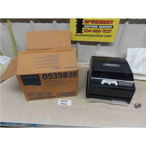 Kimberly Clark Brand New Paper Towel Commercial Washroom Dispenser