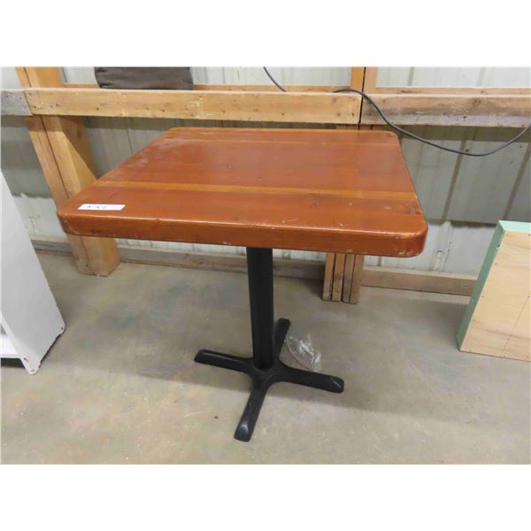 Restaurant Table with Cast Iron Base 25" x 28" x 30" 