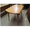 Image 3 : Maple Drop Leaf Table - 4 Leg, 40" Wide 30" Tall 