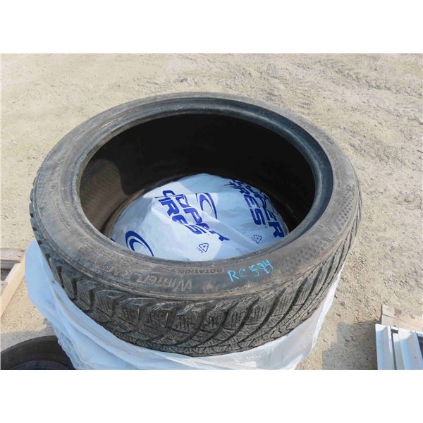 Set of 4 Kumho 275 - 35 R19 Winter Tires - Good Tread 