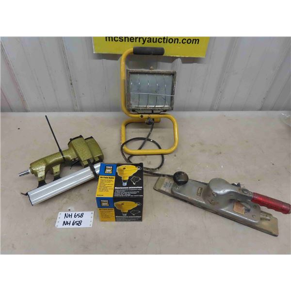 2 Air Stapler/ Nailers, Air Sander, Air Palm Nailer, Halogen Work Light