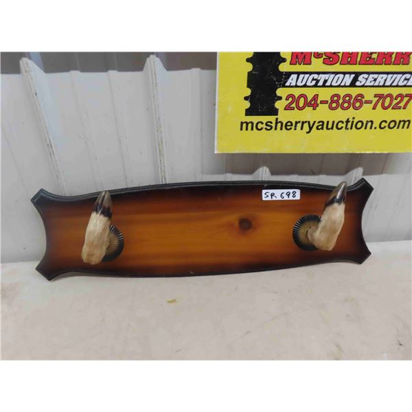 Gun Rack with Reel Deer