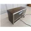 Image 2 : Lloyd AM/FM Radio - Vintage
