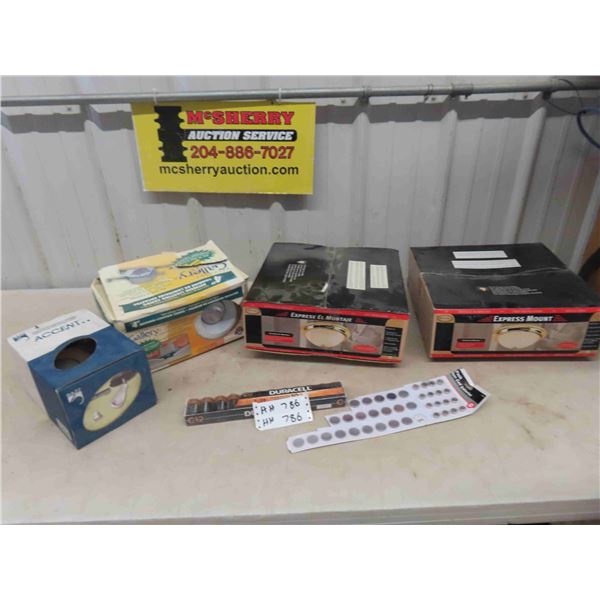 New Product ; 4 Lights - See Pictures For Descriptions, Duracell C Battery + Button Cells