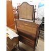 Image 3 : Antique 4 Drawer Dresser 17" x 32" x 47" with Mirror 17" x 21" -on Casters