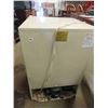 Image 4 : Kenmore Model C675-83598 Mini Freezer 22" x 23" x 32.5" 