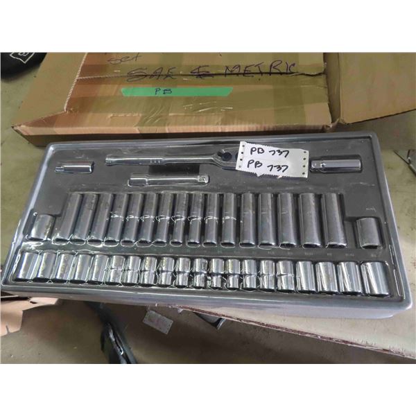 Maximum 1/2" Socket Set - Standard + Metric