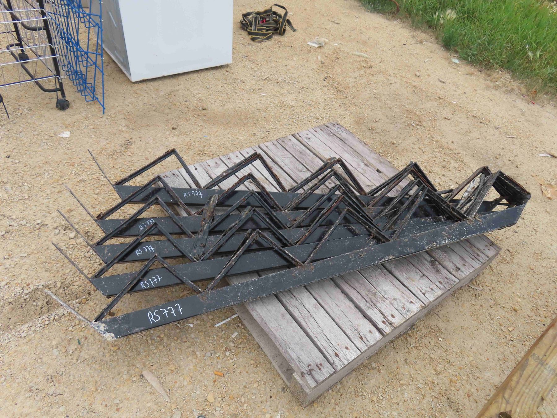 Stairs Risers Stringers 5 Heavy Steel Stair Stringers/ Risers - 5 Step - McSherry Auction ...