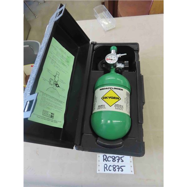 Moda Medical Oxygen Tank with Regulator + Case