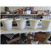 Image 1 : 4 Large White Plastic Planter Pots