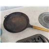 Image 2 : Cast Iron Skillet Pan, Cast Iron Cookie Tray, Enamel Pot, 