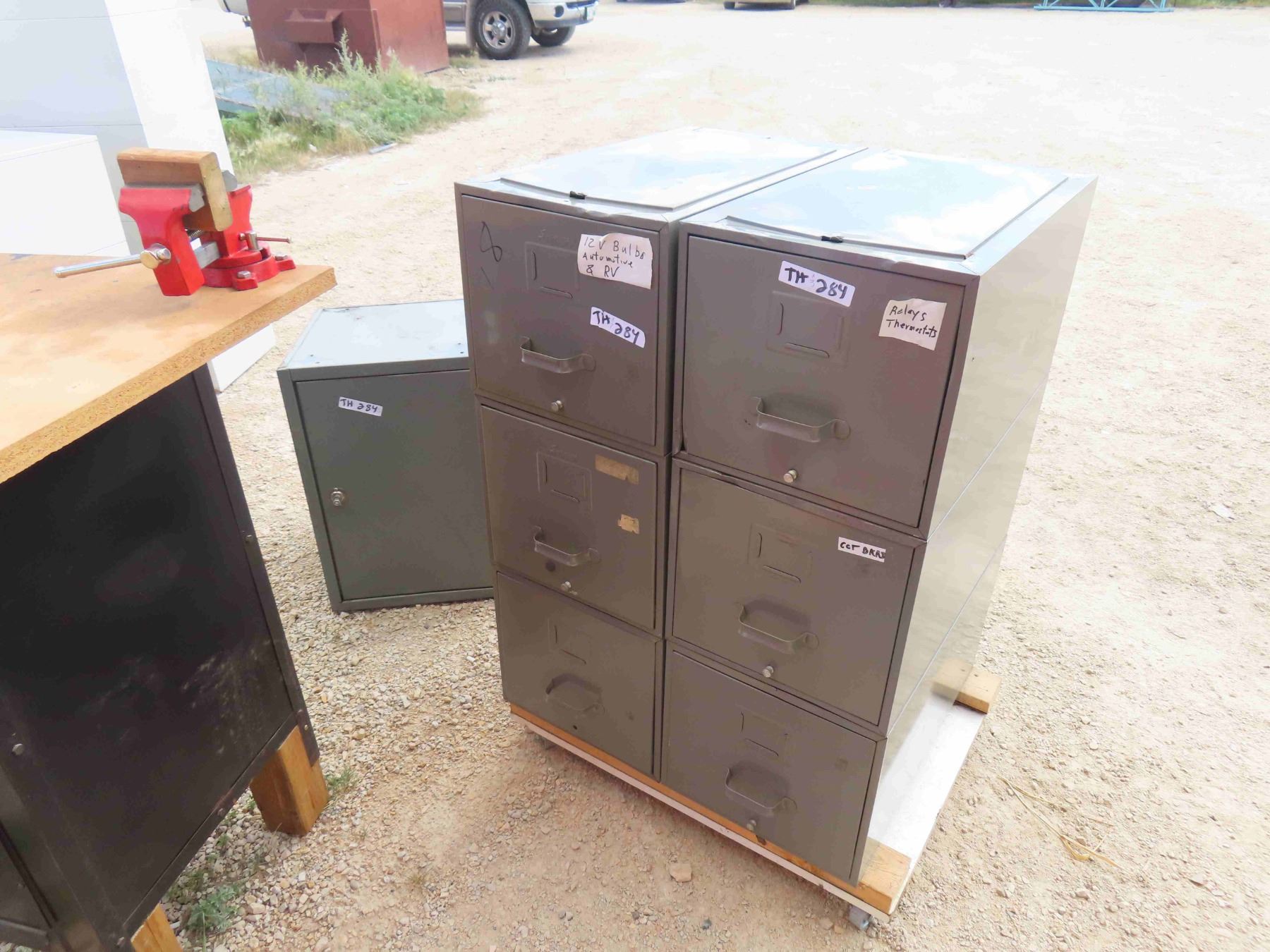 2 Metal Stacking 3 Drawer Filing Cabinets 14" x 24" x 37" + Metal ...