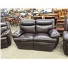 Image 5 : 3pc Leather Quality Living Rom Suite including Power Recliner ; 