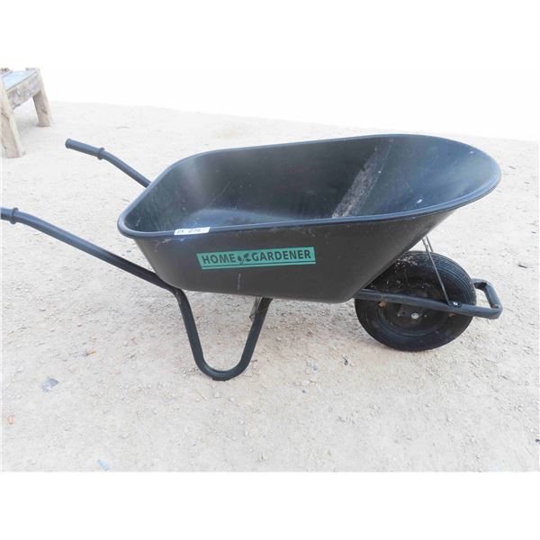 Home Garden Rubber Tire Wheelbarrow with Poly Tub