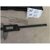 Image 3 : Mitutoyo Digital Micrometer (2) - 1 with Case & Grip Gauge