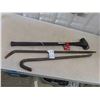 Image 1 : 2 Wrecking  Bars + Sledge Hammer