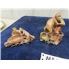 Image 3 : Carved Stone 3pc Ornamental Monkeys with Little Bowls - Some Damage + Repair