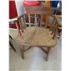 Image 2 : 2 Vintage Wooden Chairs