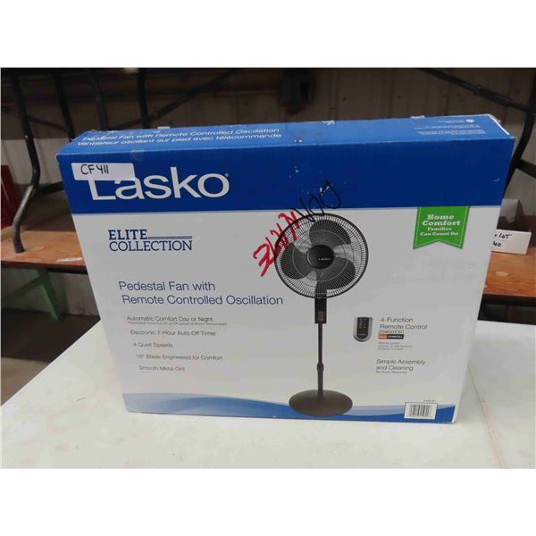 Lasko Pedestal Fan with Remote Controlled Oscillation , New in Box