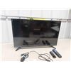 Image 1 : Insignia 32" Flat Screen TV with Remote