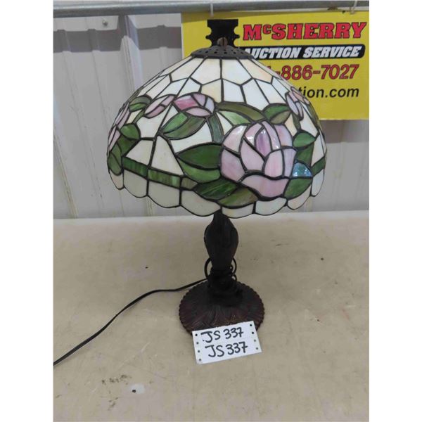 Tiffany Style Table Lamp - Heavy Base, Heavy Shade