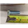 Image 5 : Fastenal 1/2" x 1 1/2" Bolts HCS GR5Z - Box Full