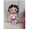 Image 3 : Betty Boop 15" Plus Toy with Tags + 2018 Holiday Barbie in Box