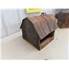 Image 9 : 2 Rustic Bird House + Feeder - Wood with Metal Roof