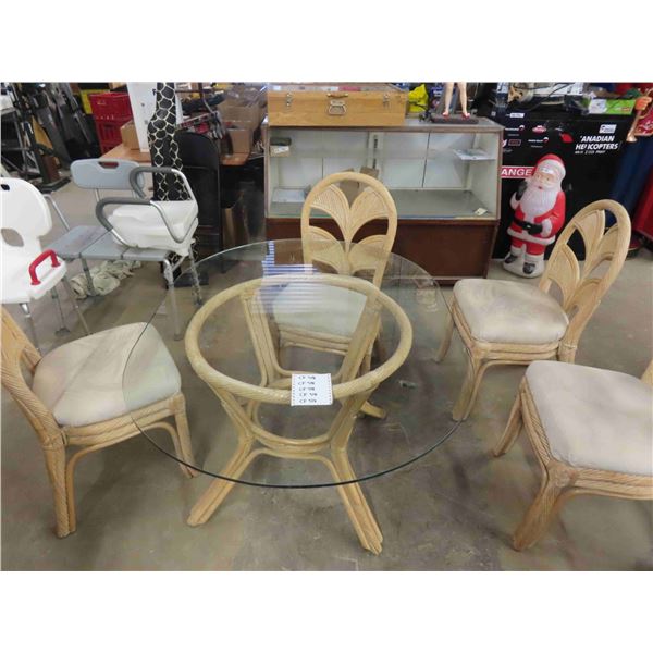 5 pc Wicker Patio Set with Cushion Seats - Heavy Glass on Table 27  x 40  x 56 