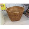 Image 3 : Rope Basket, Wicker Basket, Metal Flour Bin 21" Tall