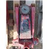 Image 3 : (2) 3 Ton Floor  Jacks - 1 Has Handle