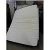 Image 4 : Tempurpedic Mattress with Removable Cover 59" Wide