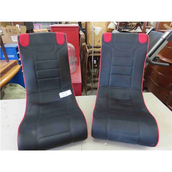 2 Folding Cushioned Gaming Chairs