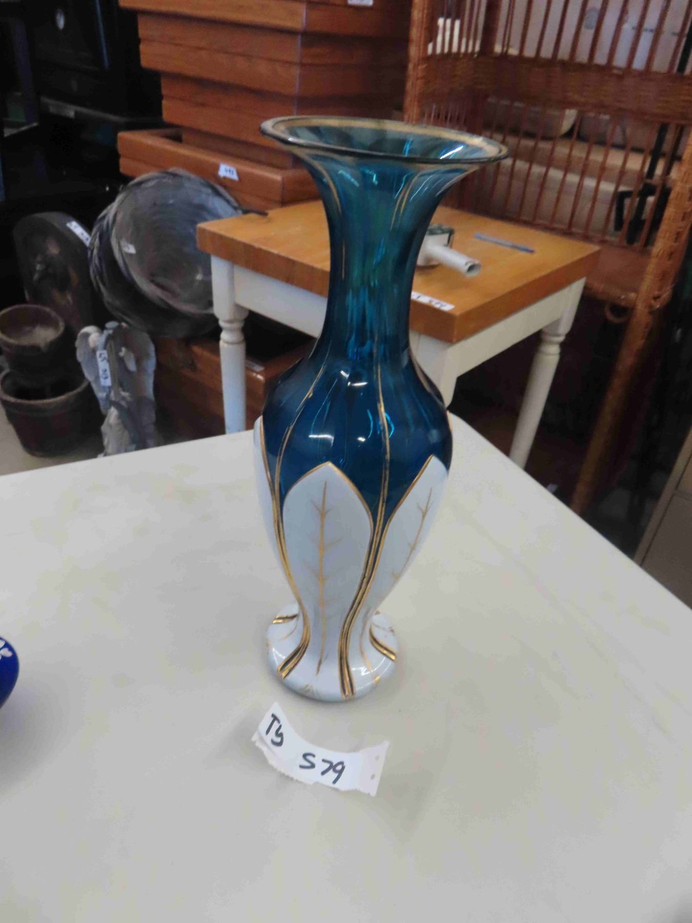 Vose Equities Bohemian Vose with Overlay 15'' Tall - McSherry Auction Service Ltd.