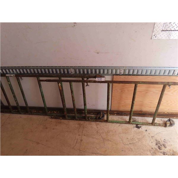 Rolling Scaffolding - 2 Uppers + Many Cross Bars 69" Tall 