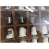Image 5 : 100 Thimble Collection in Showcase
