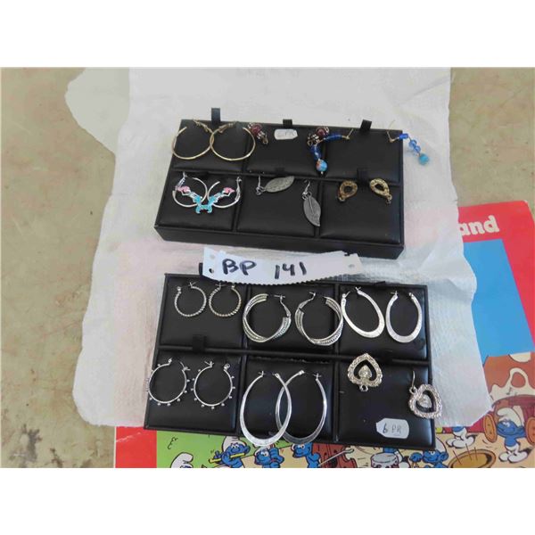 12 Pairs of Fashion Earrings