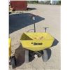Image 3 : 2 Rolling Lawn Seeder Broadcasters ; Rona + Ortho