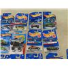 Image 4 : 25 New in Package Hot Wheels Die Cast Cars