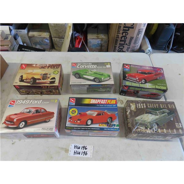 6 Model Kits - 3 Sealed ; '92 Camaro, '55 Chevy Belair, ' 57 Corvette - 3 Unbuilt 
