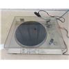 Image 3 : Sony PS-T20 Direct Drive Turntable - Powers Up + Works