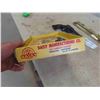 Image 14 : Vintage Daisy Bullseye BB Six Gun with Original Box, Cleaning Rod & Box